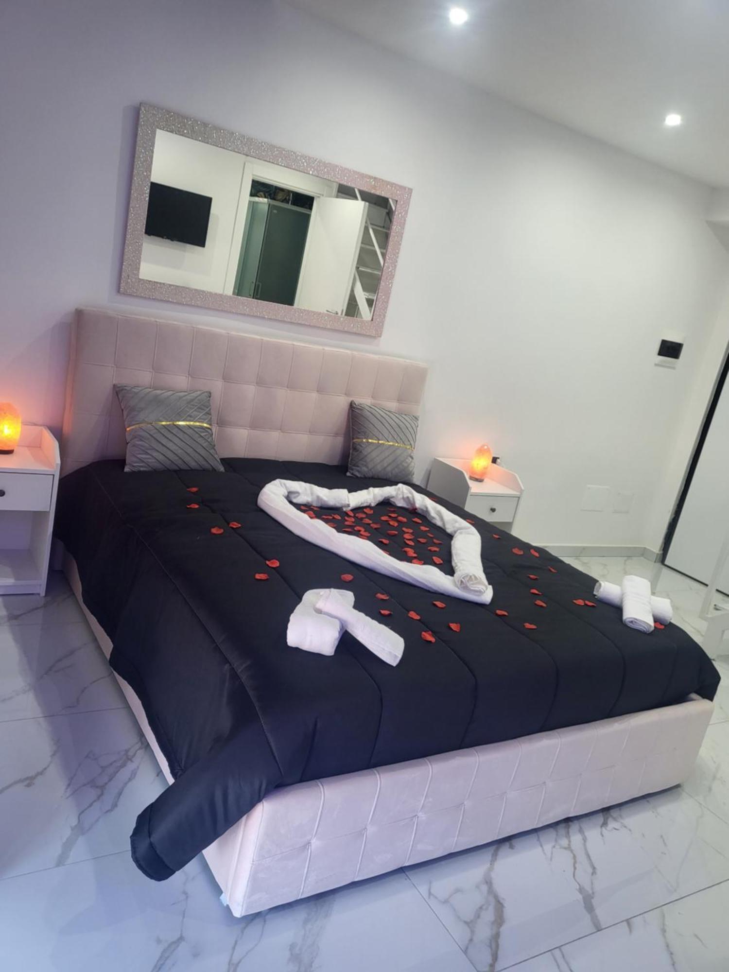 Live Naples Hotell Exteriör bild